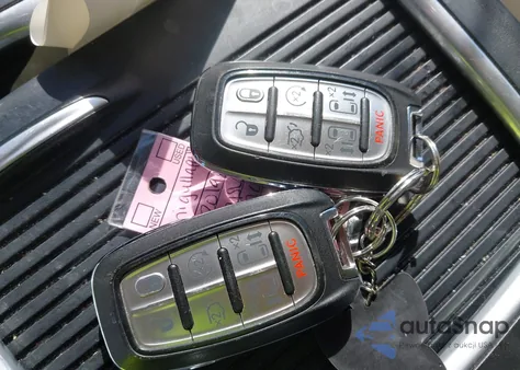 2019 Chrysler Pacifica Limited from USA, damaged, VIN 2C4RC1GG3KR734549